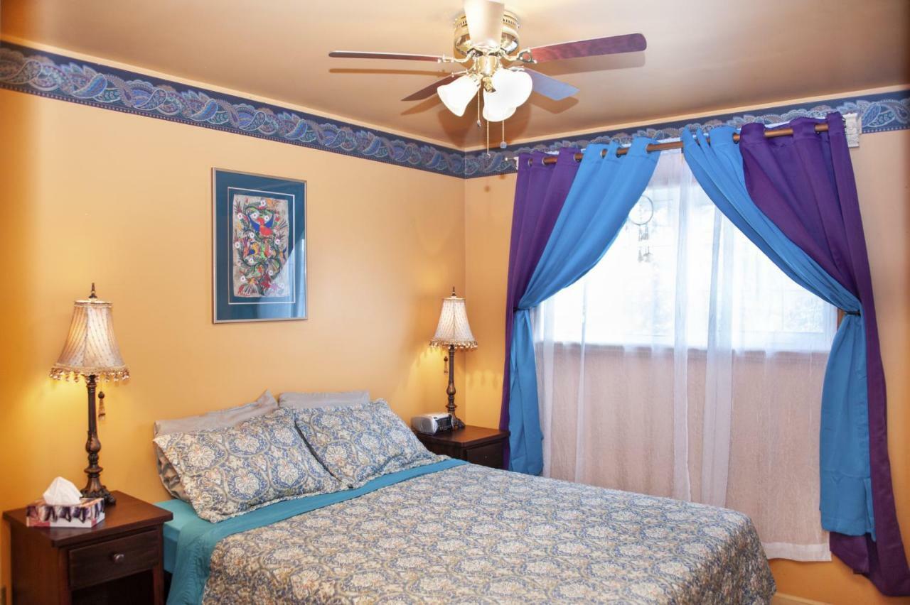 Tiga Bed And Breakfast Yellowknife Exterior foto
